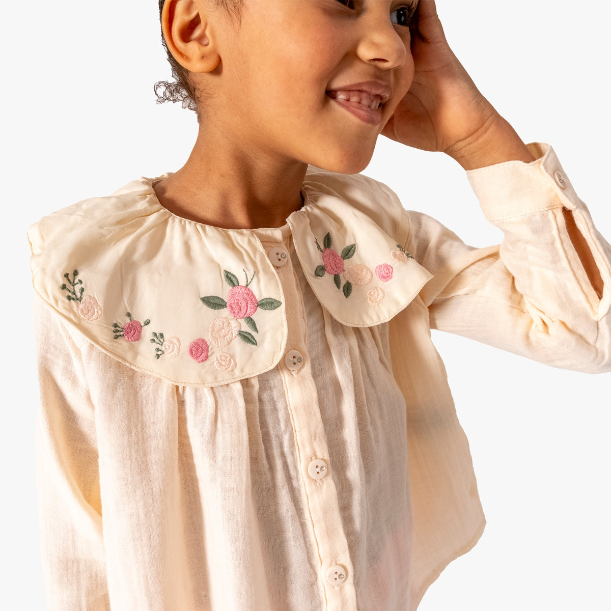 Blouse beige col Claudine fleuri fille – Manches longues