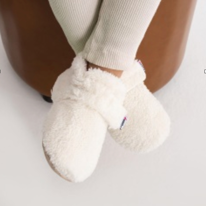 Chaussons physiologique avec semelles antidérapantes pour bébé et enfant– Bouton-pression ou velcro