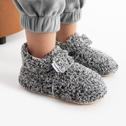 fluffy gris velcro