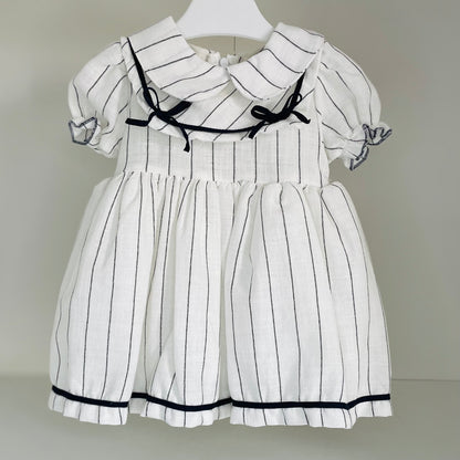 Robe bébé blanche a rayures noires