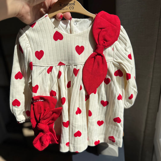 Robe bébé imprimé cœurs rouges – Ensemble avec bandeau