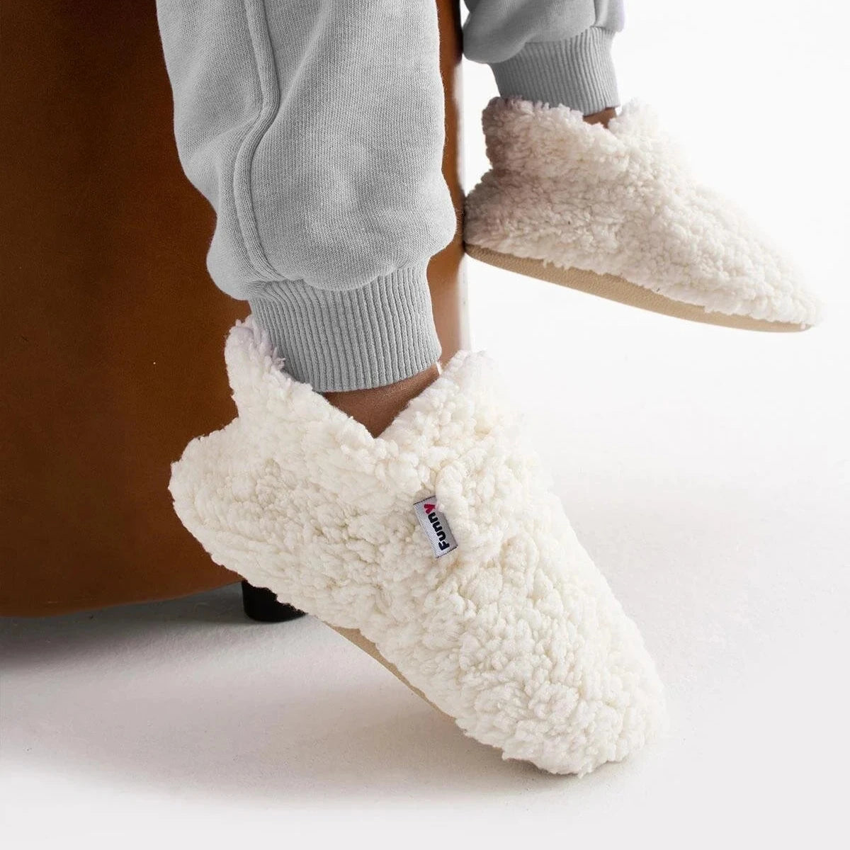 Chaussons physiologique avec semelles antidérapantes pour bébé et enfant– Bouton-pression ou velcro