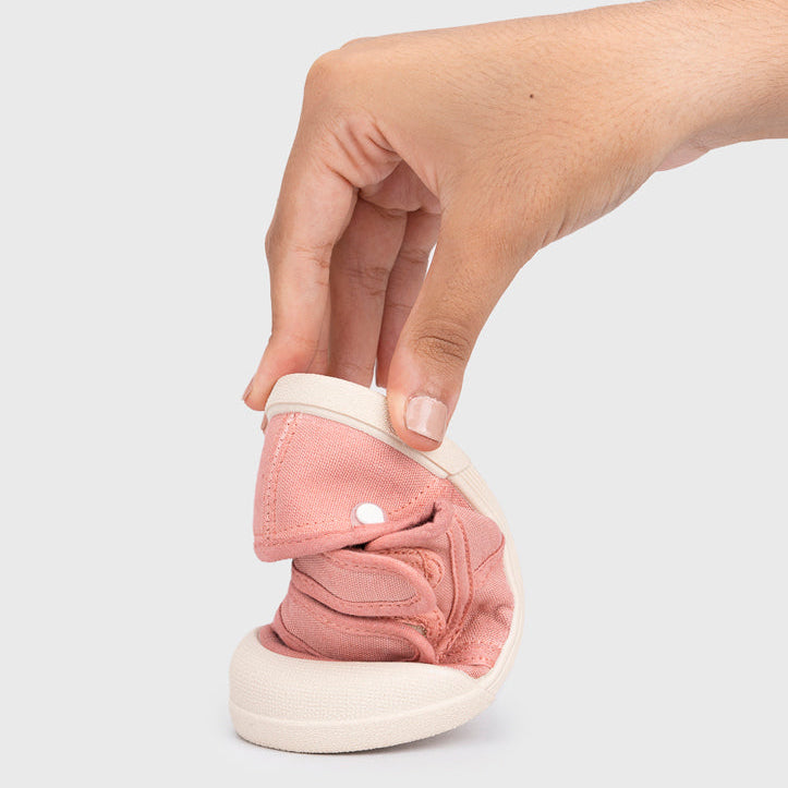 Baskets barefoot LONA V. en toile à scratchs Igor – Chaussures enfant