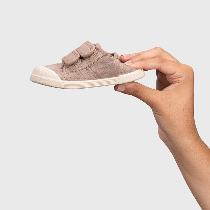 Baskets barefoot LONA V. en toile à scratchs Igor – Chaussures enfant