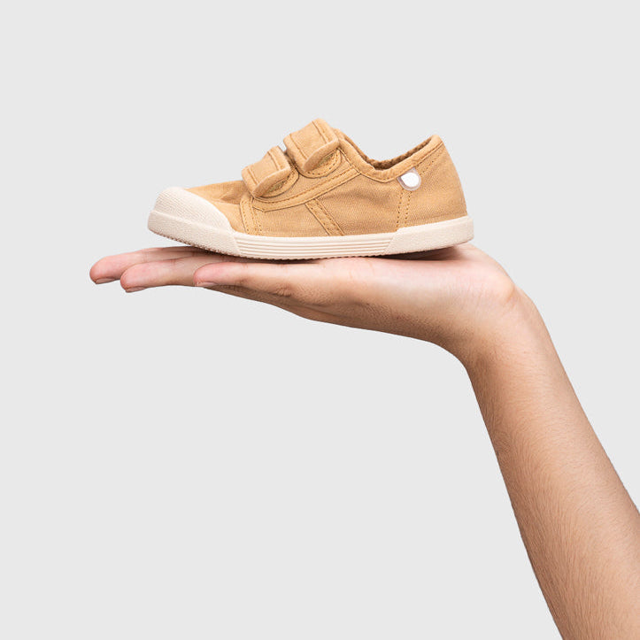 Baskets barefoot LONA V. en toile à scratchs Igor – Chaussures enfant