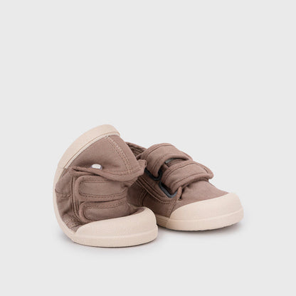 Baskets barefoot enfant IGOR Lona V – couleur Cacao – vue de trois quarts