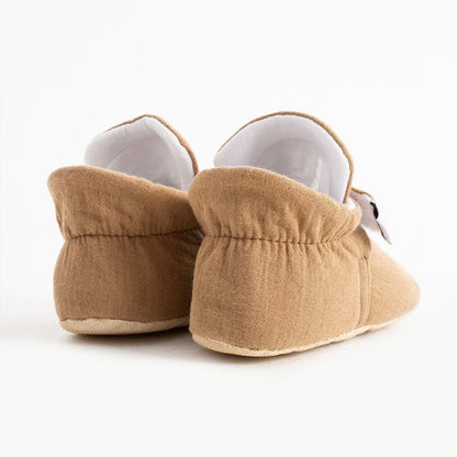 Chaussons physiologiques enfant en coton – Bouton ou velcro – couleur coton brun bouton – vue 1