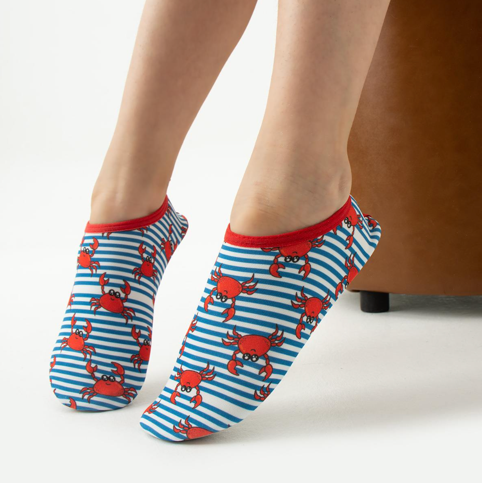Chaussons de piscine enfant – Motifs animaux et aventure – couleur crabe – vue 1