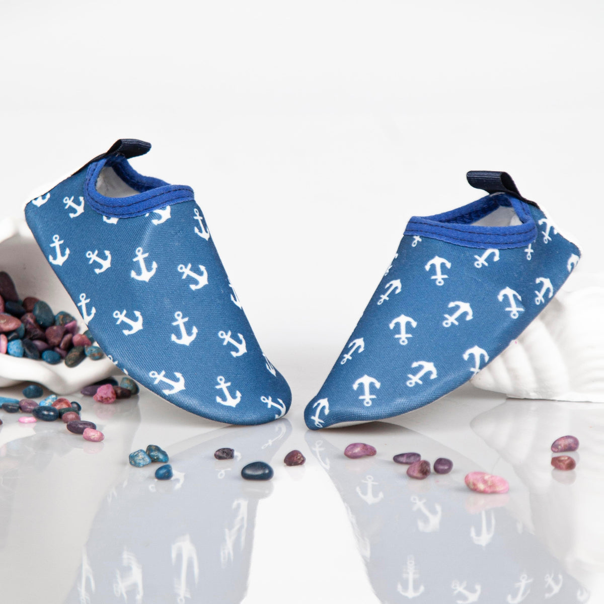 Chaussons de piscine enfant – motif bateau – vue principale