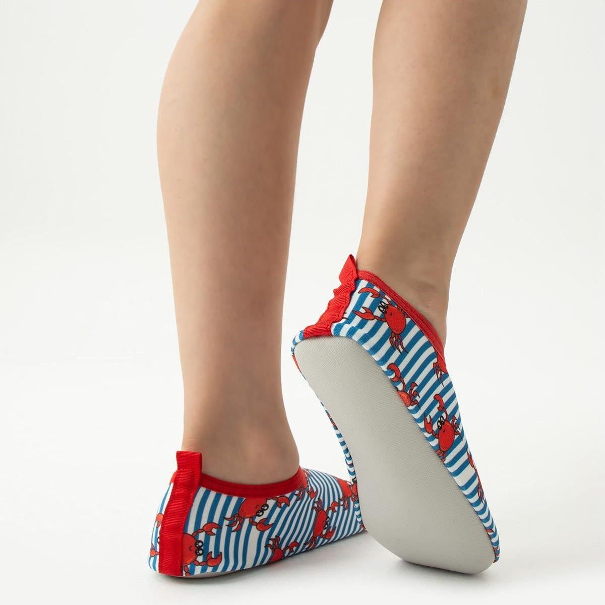 Chaussons de piscine enfant – motif crabe – vue de la semelle