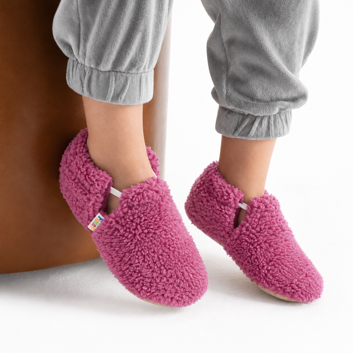 Chaussons physiologiques enfant Fluffy – Rose élastique – photo principale